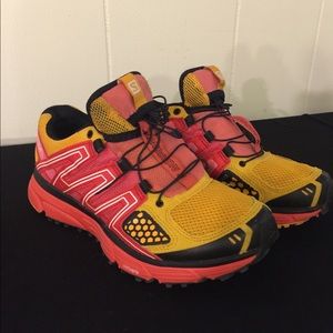 Salomon Xmission Trail Running Shoes